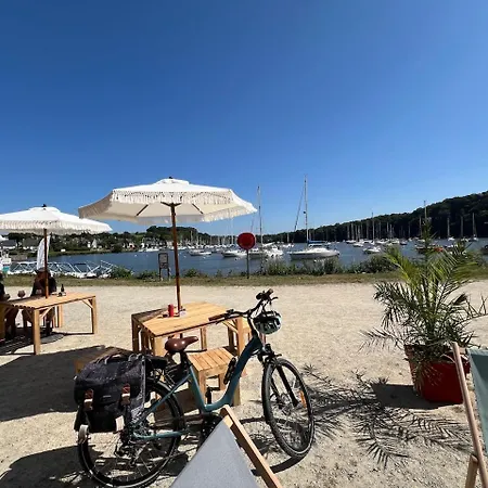 La Maison Rose At Lyvet Port Is A Beautiful Pet Friendly Riverside Close To Dinan Sleeps 6 *