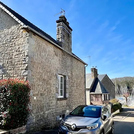 La Maison Rose At Lyvet Port Is A Beautiful Pet Friendly Riverside Close To Dinan Sleeps 6 *